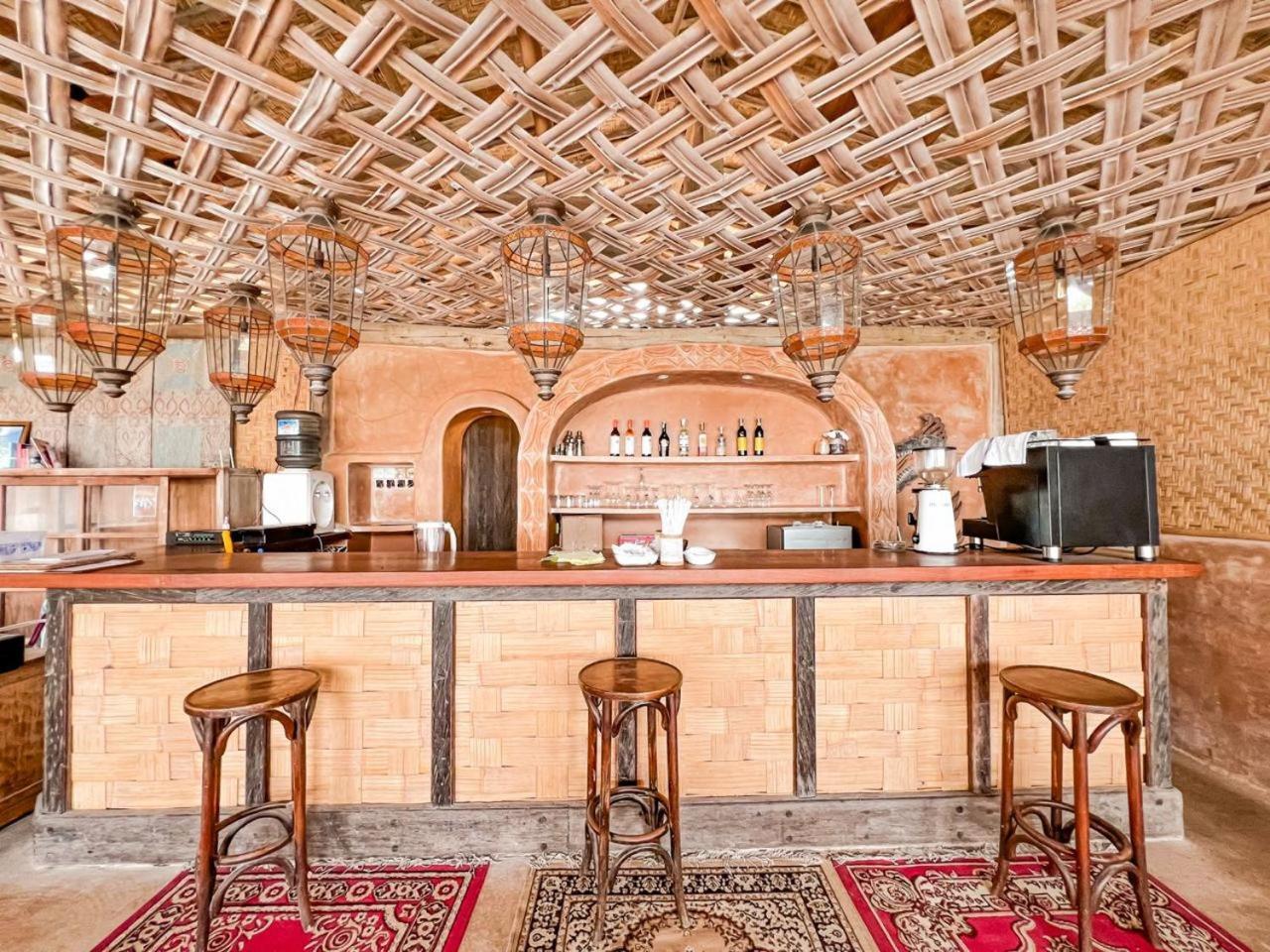 Bungalow Cafe Gili Beachfront Гілі-Мено Екстер'єр фото